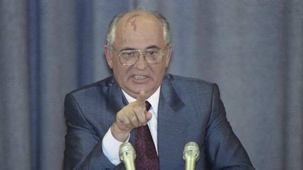 Президент СССР Михаил Горбачев на пресс-конференции после подавления августовского путча. Выставочный фонд.