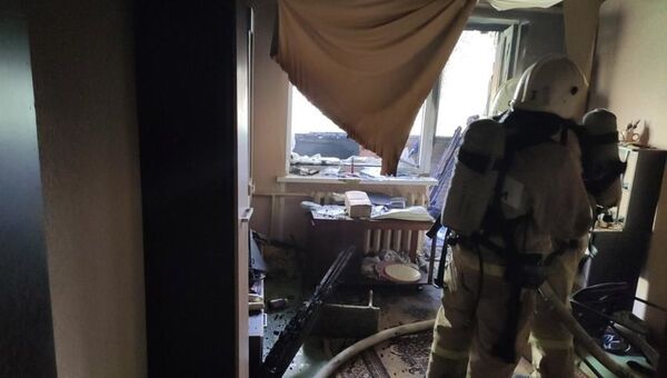 В Симферополе при пожаре в пятиэтажке пострадал человек