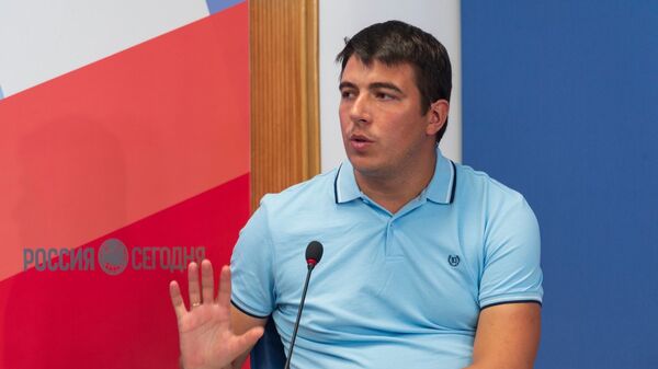 Председатель Государственного комитета молодежной политики Республики Крым Сергей Селимов