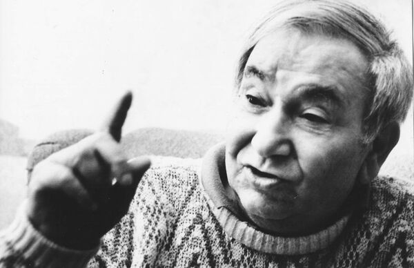 Я узнал, что у меня есть огромная семья: 90 лет Владимиру Орлову Я узнал, что у меня есть огромная семья: 90 лет Владимиру Орлову