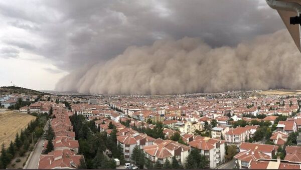 Пыльная буря в Турции