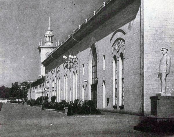 Ну, поехали! Как связали Крым с материком 145 лет назад Ну, поехали! Как связали Крым с материком 145 лет назад