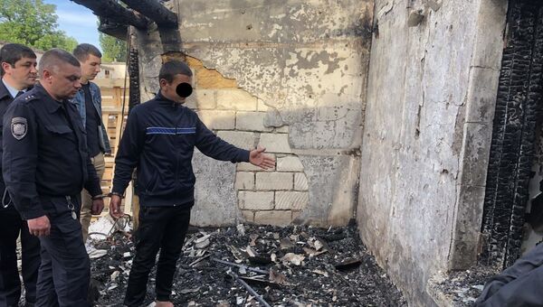 В Симферополе мужчина зарезал сторожа оптовой базы и сжег его