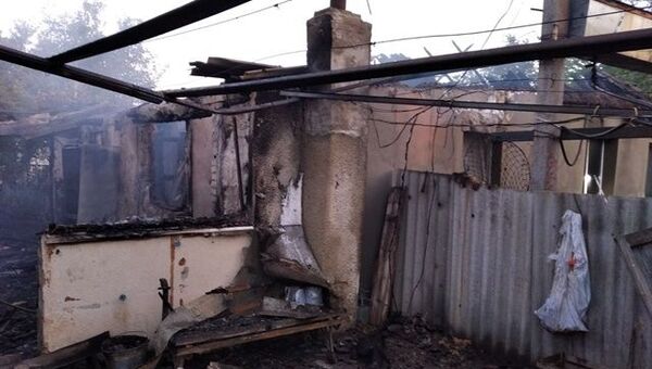 Пенсионер попал в больницу с ожогами из-за ночного пожара в Крыму