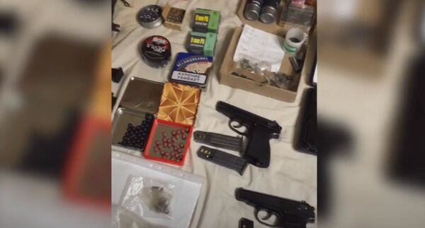 ФСБ накрыла подпольную оружейную мастерскую в Ялте - ВИДЕО ФСБ накрыла подпольную оружейную мастерскую в Ялте - ВИДЕО