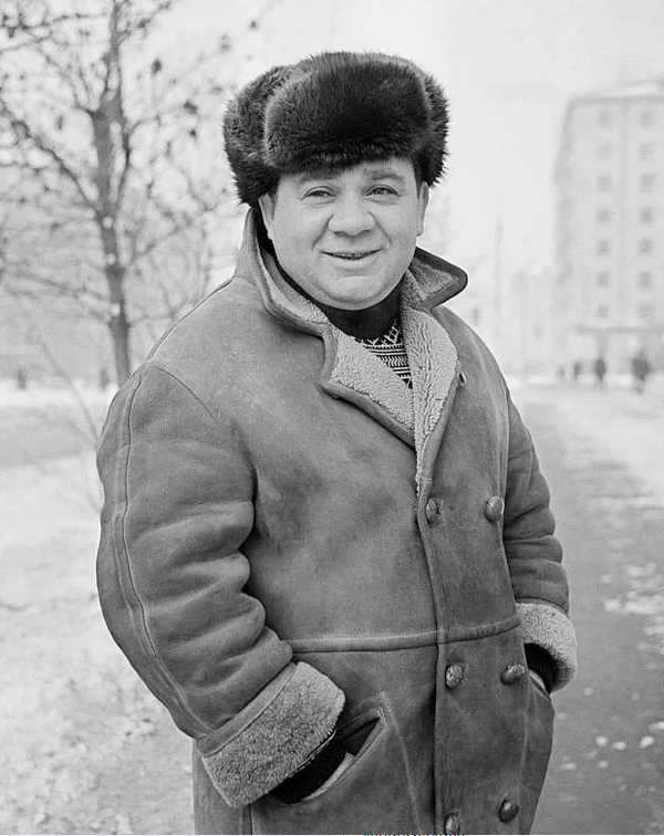 Актер Евгений Леонов Актер Евгений Леонов