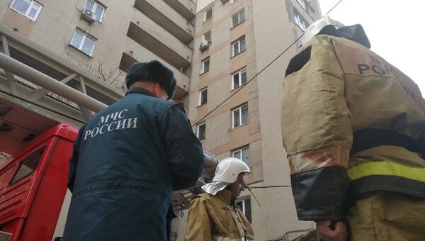 Тридцать пожарных тушили многоэтажку в Симферополе