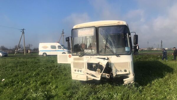 В Крыму в ДТП с автобусом пострадали пять человек
