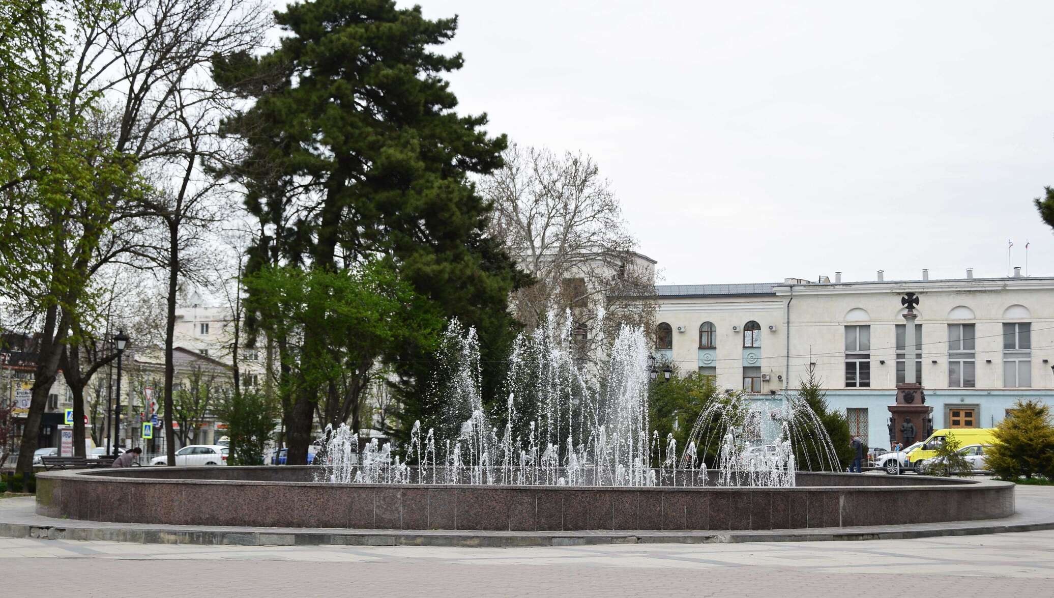 Симферополь парк тренёва фонтан