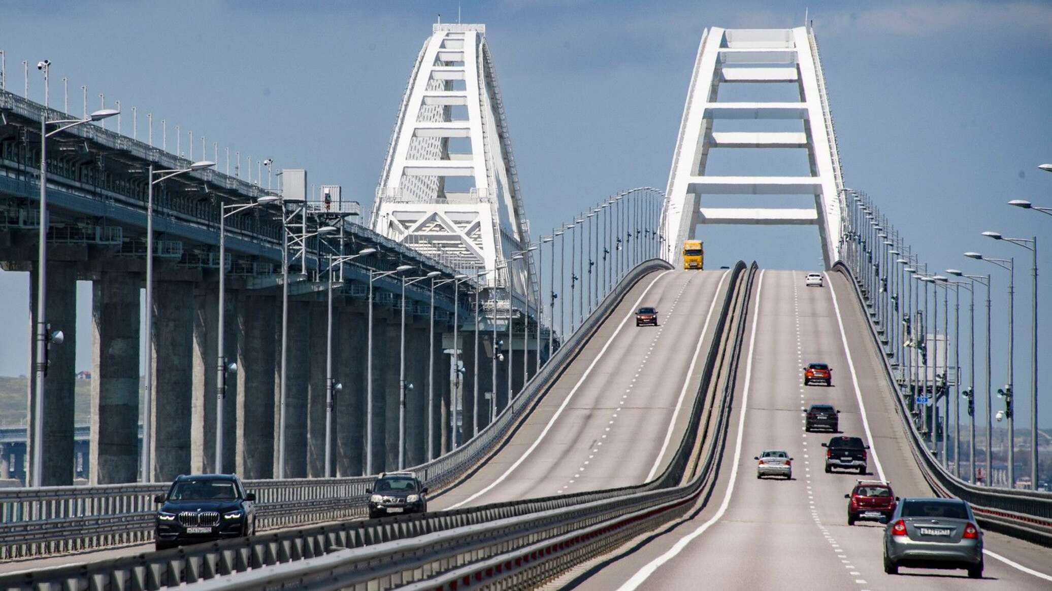 Движение через крымский мост