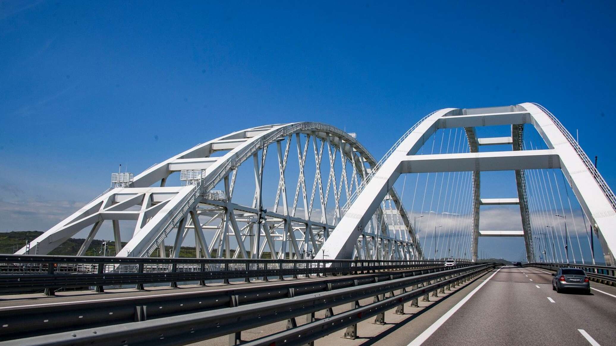 Уголковые отражатели Крымский мост