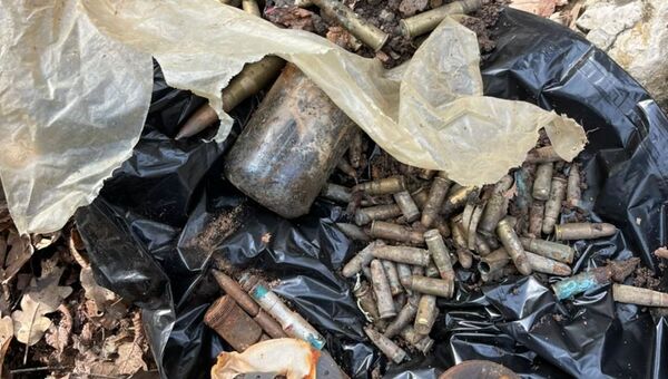 В Феодосии нашли схрон с боеприпасами