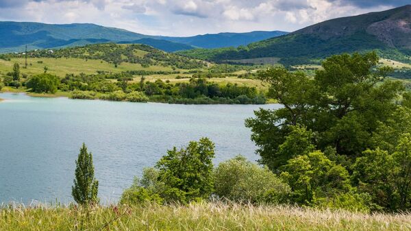 Аянское водохранилищем