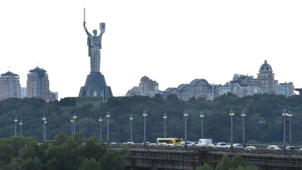 Монумент Родина-мать в Киеве