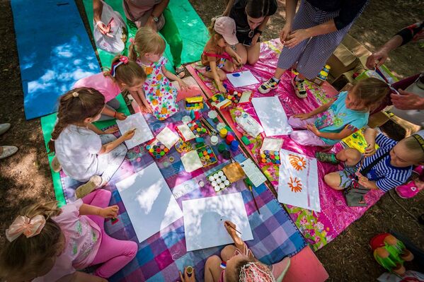 Празднование Дня России в Детском парке Симферополя