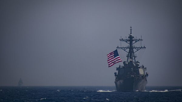 Американский ракетный эсминец USS Ross