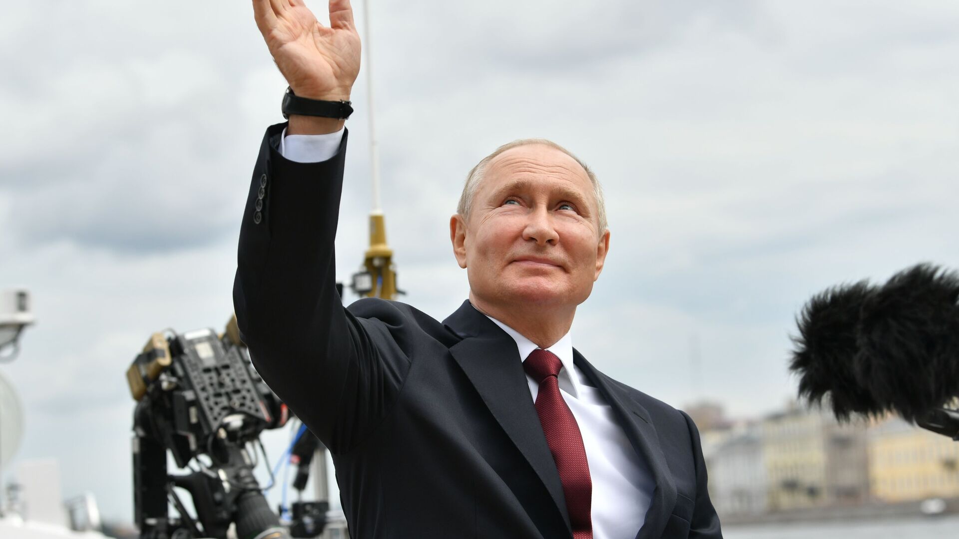 Президент РФ В. Путин принял участие в Главном военно-морском параде - РИА Новости, 1920, 30.12.2021