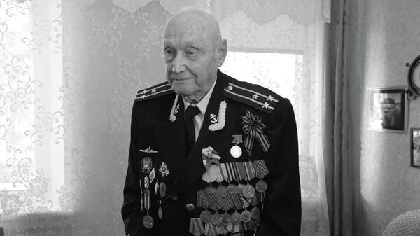 Ветеран Великой Отечественной войны, капитан первого ранга Анатолий Эренгросс