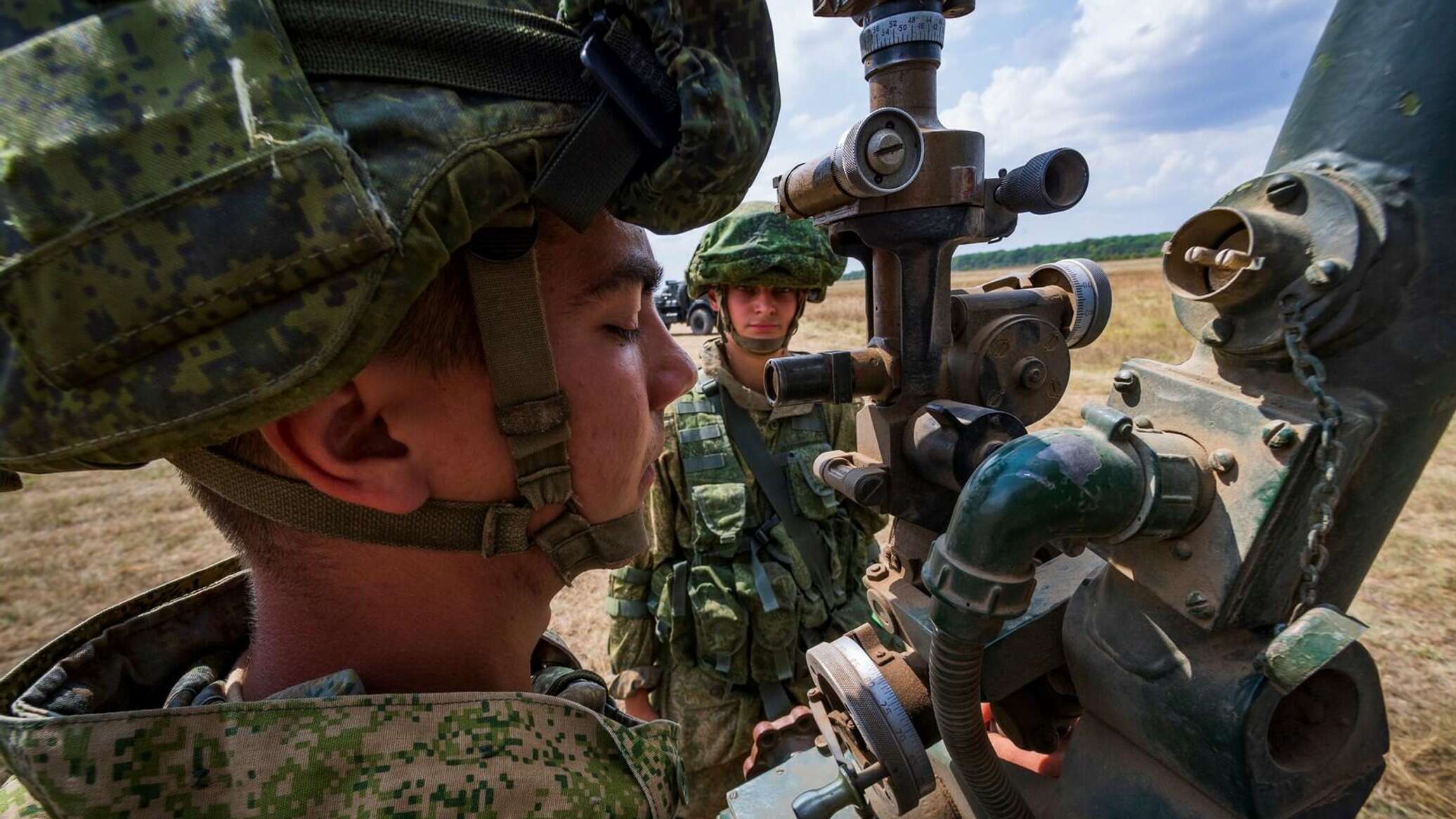 Войска выдержат. Военные силы рф. Войска выдержат. Солдаты на учениях. Ватерлоо сражение.