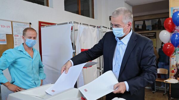 Глава Крыма Сергей Аксенов проголосовал на выборах в Госдуму