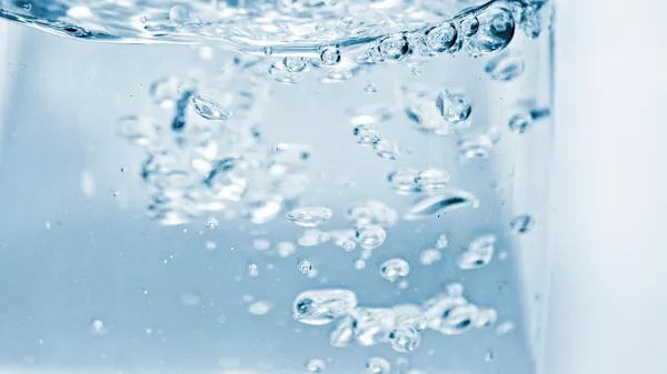 Вода в стакане