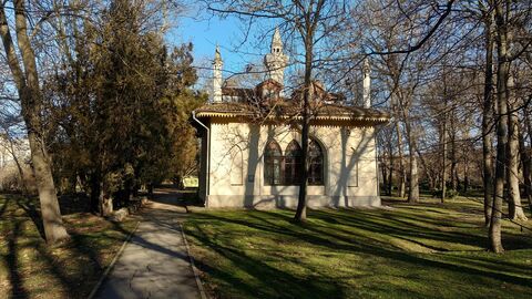 Дом Палласа в парке Крымского федерального университета Дом Палласа в парке Крымского федерального университета