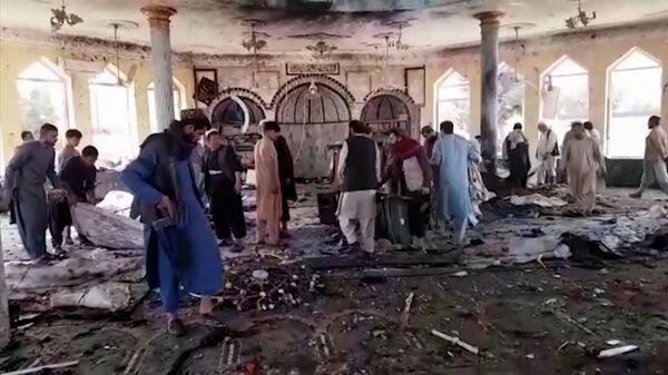 Разрушительные последствия взрыва в мечети Афганистана 