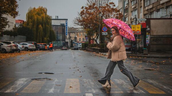 Девушка с зонтиком