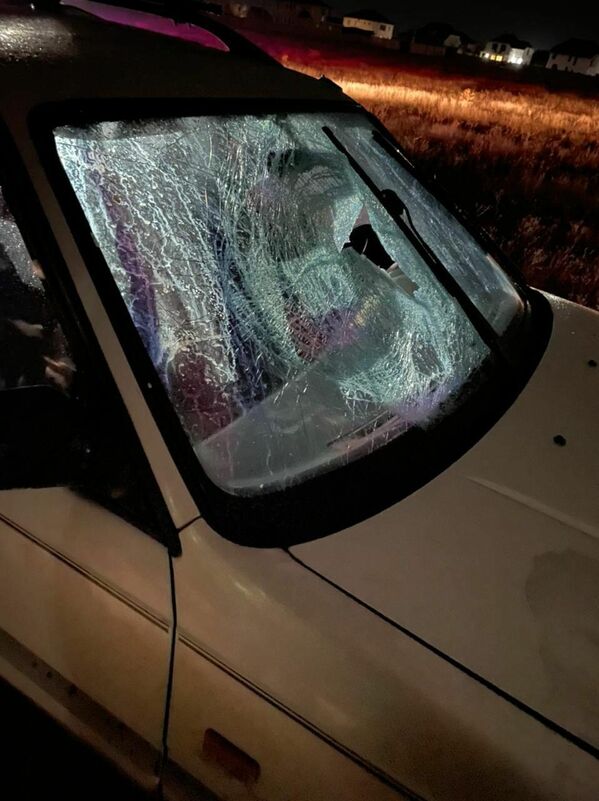 Спустя некоторое время полицейские обнаружили автомобиль Mazda с характерными следами ДТП