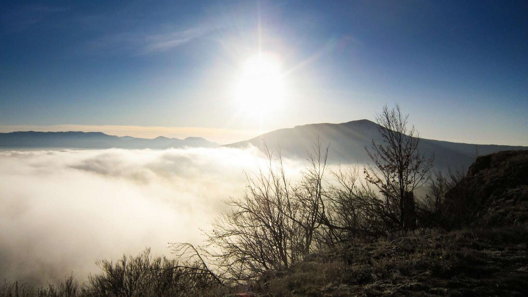 Вечер в крымских горах