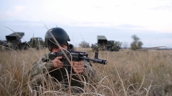 Украинские военные провели учения со стрельбой из установок Град возле границы с Крымом