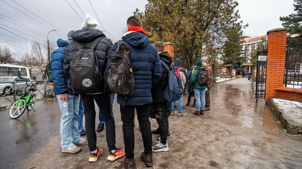 Эвакуация КФУ имени В.И. Вернадского после сообщения о минировании