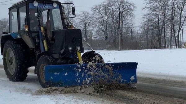 Расчистка снега в Краснодарском крае