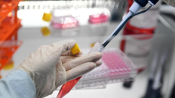 Гинцбург: в НИЦ имени Гамалеи разрабатывают вакцину от кракена и новых штаммов COVID-19