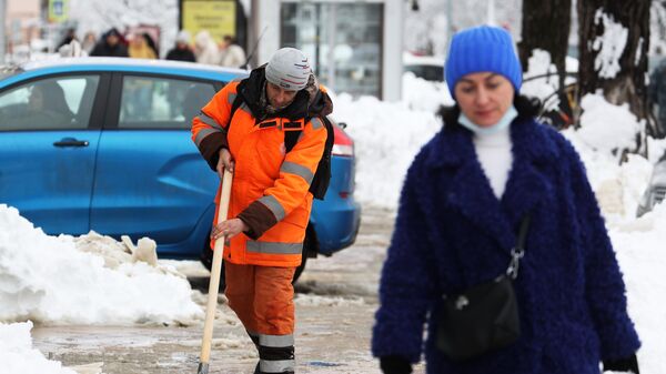 Сильные снегопады на юге России