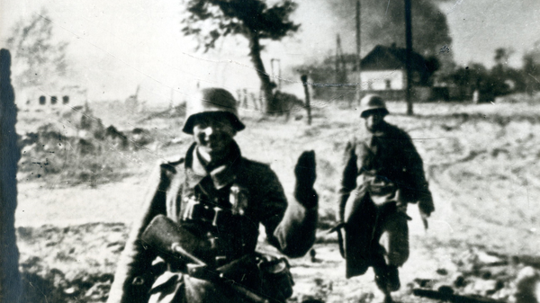 В немецких войсках были специальные подразделения для поджигания домов
