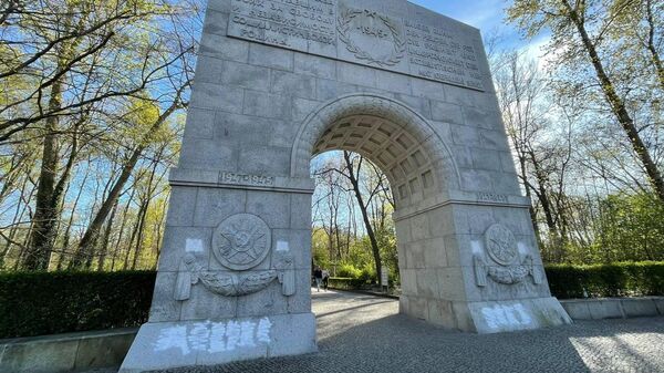 В Германии осквернили мемориал советским воинам-освободителям