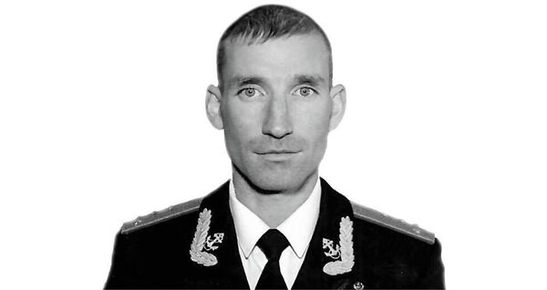 В Севастополе простились с командиром разведвзвода морской пехоты ЧФ Алексеем Охотой В Севастополе простились с командиром разведвзвода морской пехоты ЧФ Алексеем Охотой