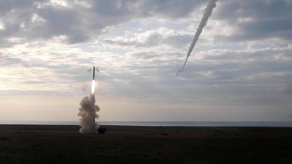 Запуск ракет Оникс по военному аэродрому в районе Одессы