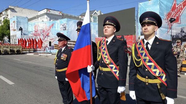Парад в честь 77-летия Победы в Великой Отечественной войне в Симферополе