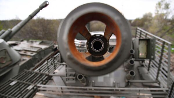 Пушка на бронетранспортере БТР 4Е, оставленном Вооруженными силами Украины 