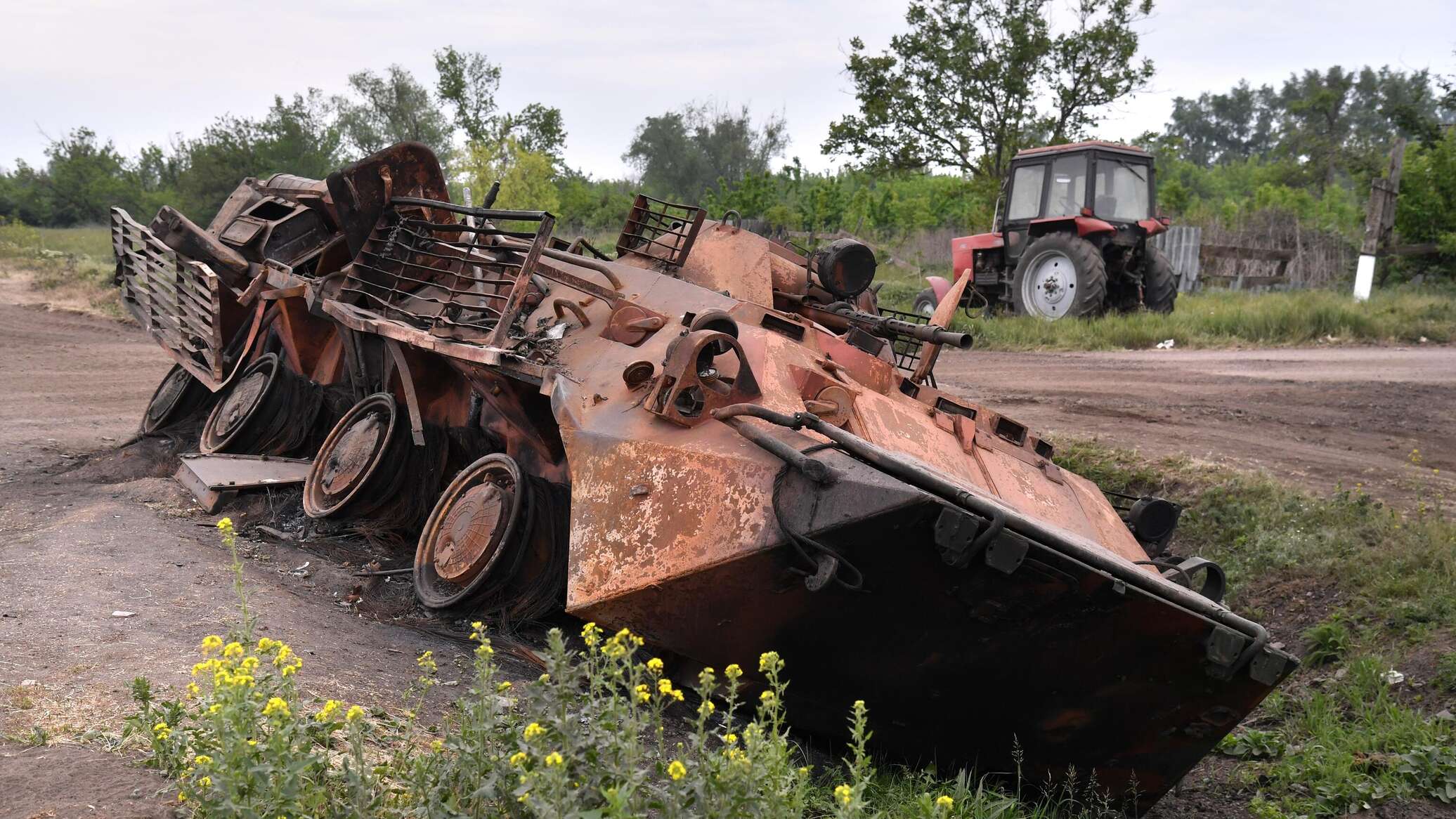 Разгром всу. Село коровий Яр Донецкая область. Подбитая Российская техника на Украине.