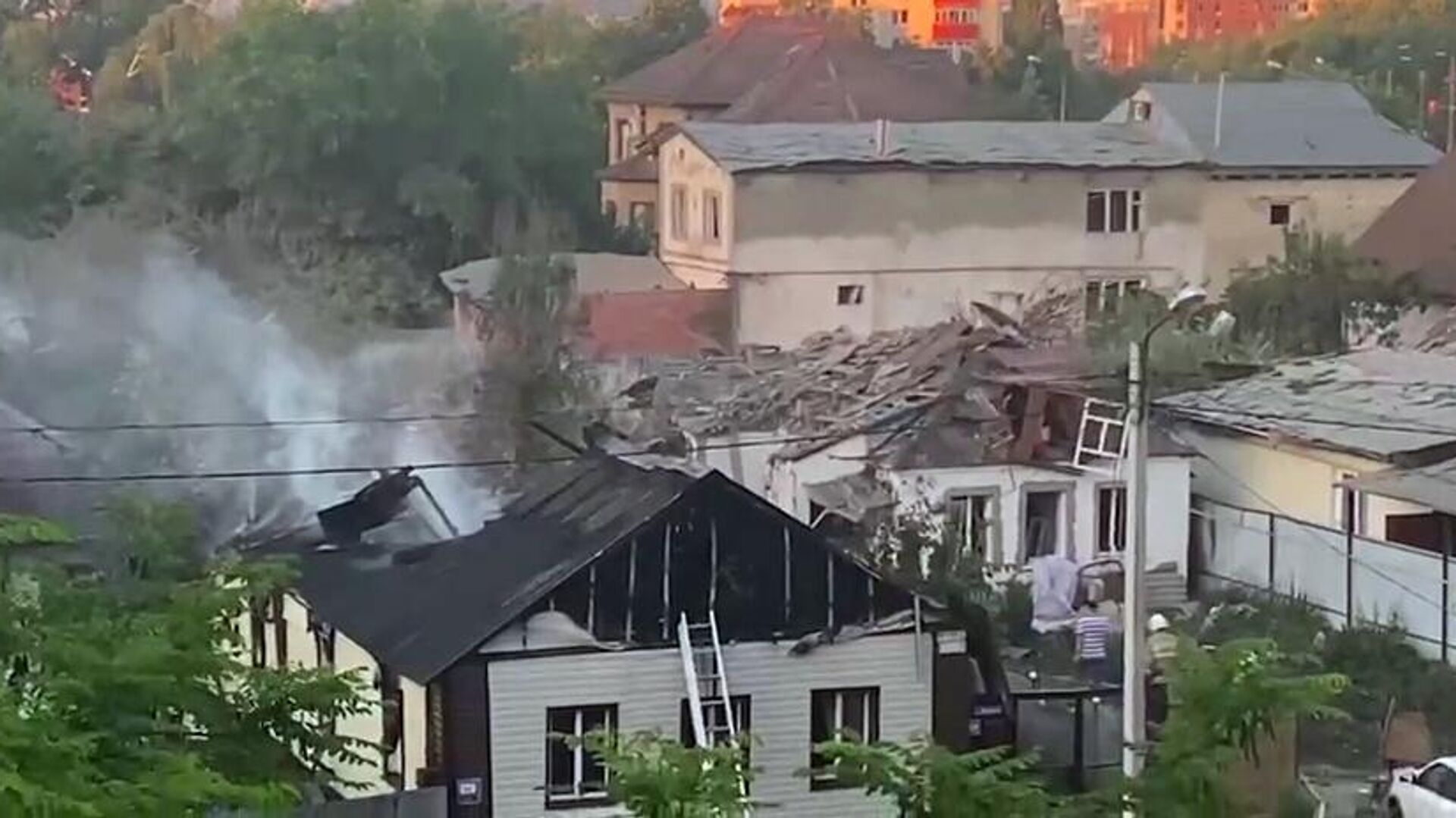 В Белгороде повреждены десятки домов - РИА Новости, 1920, 03.07.2022