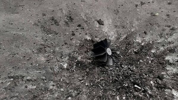 В результате  обстрела ВСУ поврежден участок автодороги в районе села Новые Юрковичи Климовского района Брянской области. 