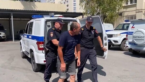 Гражданин Казахстана задержан при попытке грабежа на пляже в Севастополе