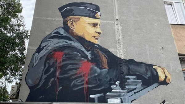 В Симферополе вандалы осквернили мурал с изображением Путина