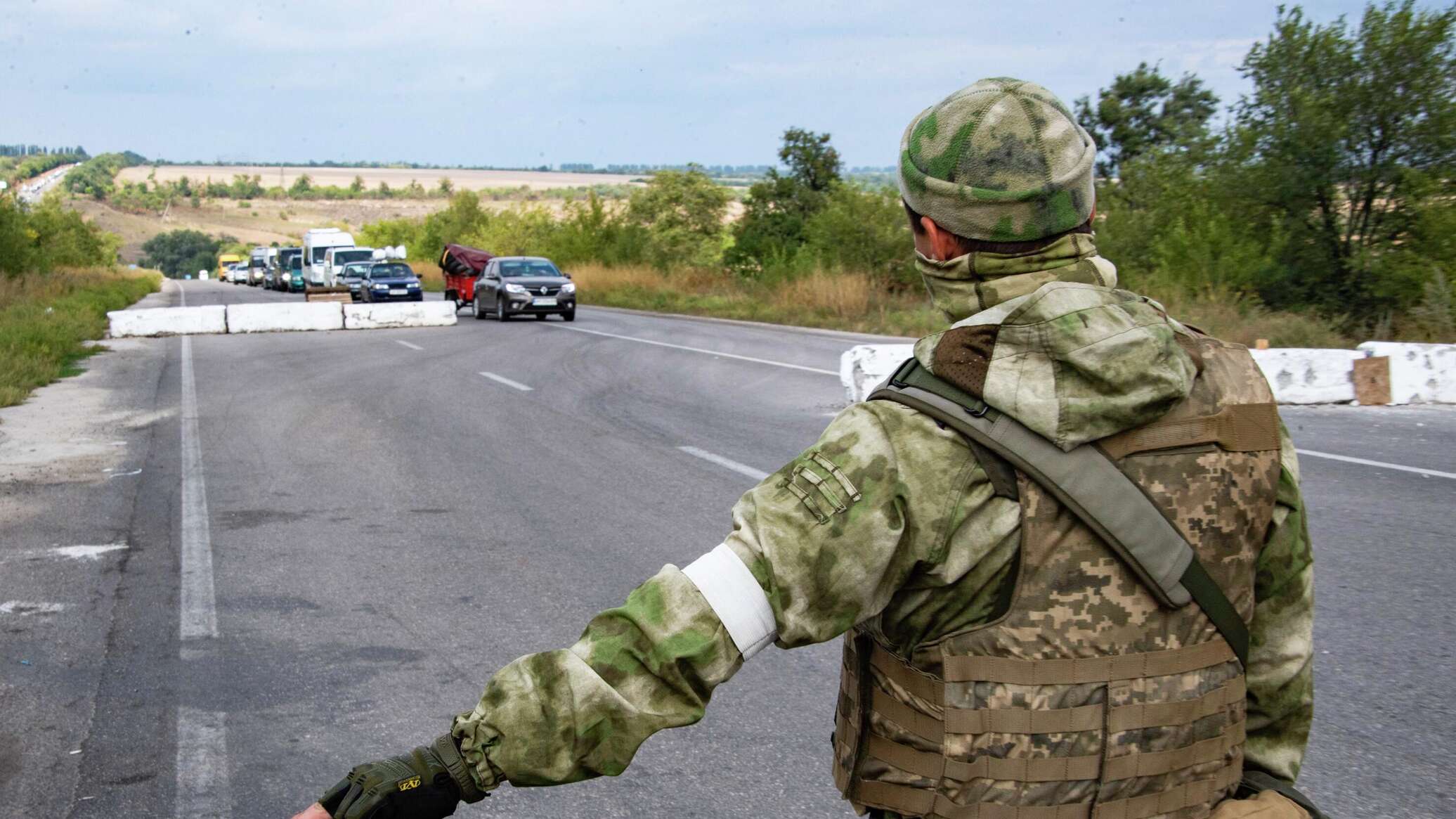 Новости на границе с украиной сегодня последние. Российский солдат. Военный блокпост. Военные Украины. Армия России на Украине.