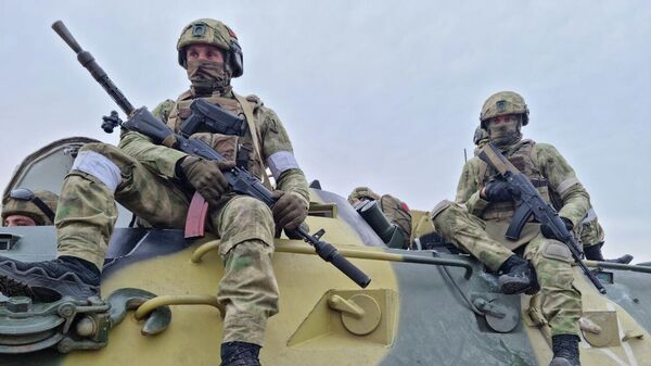 Бойцы ВС РФ