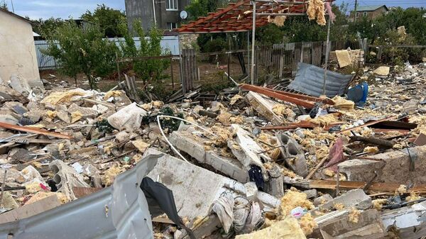 В Сакском районе в результате взрыва газа полностью разрушен частный дом