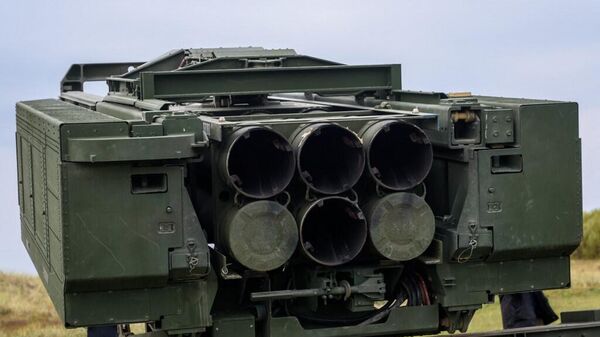 Высокомобильные артиллерийские ракетные системы HIMARS. Фото AFP